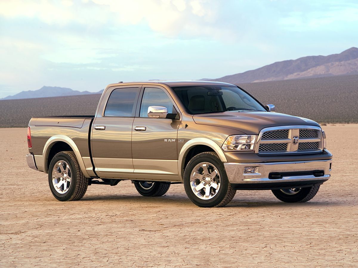 2011 DODGE Ram
