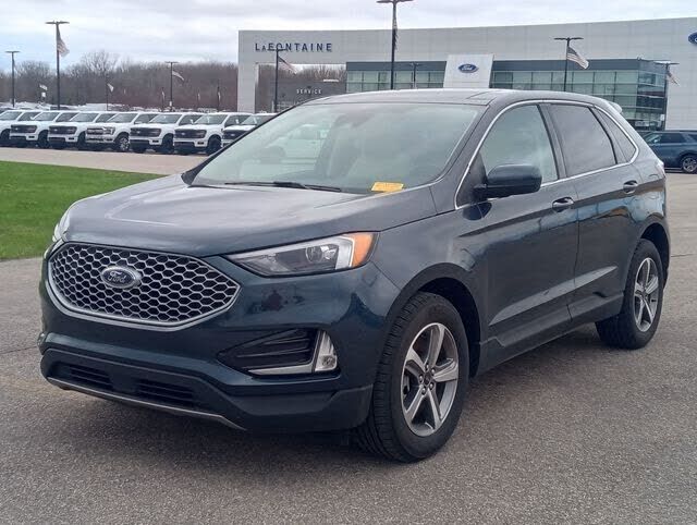 2023 FORD Edge