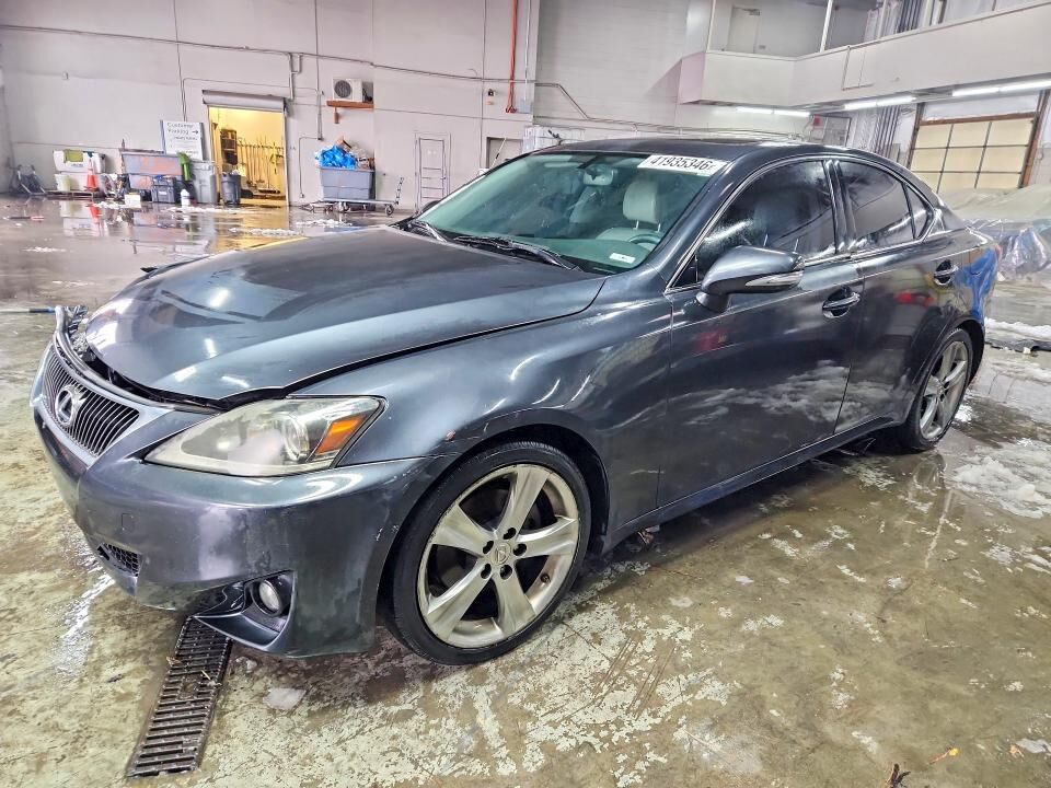 2011 LEXUS IS