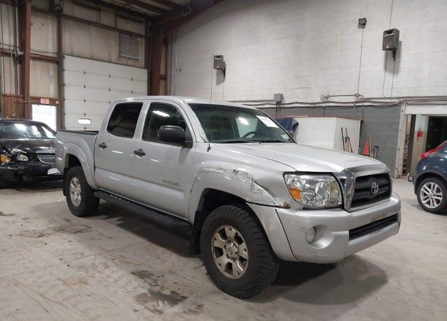 2005 TOYOTA Tacoma