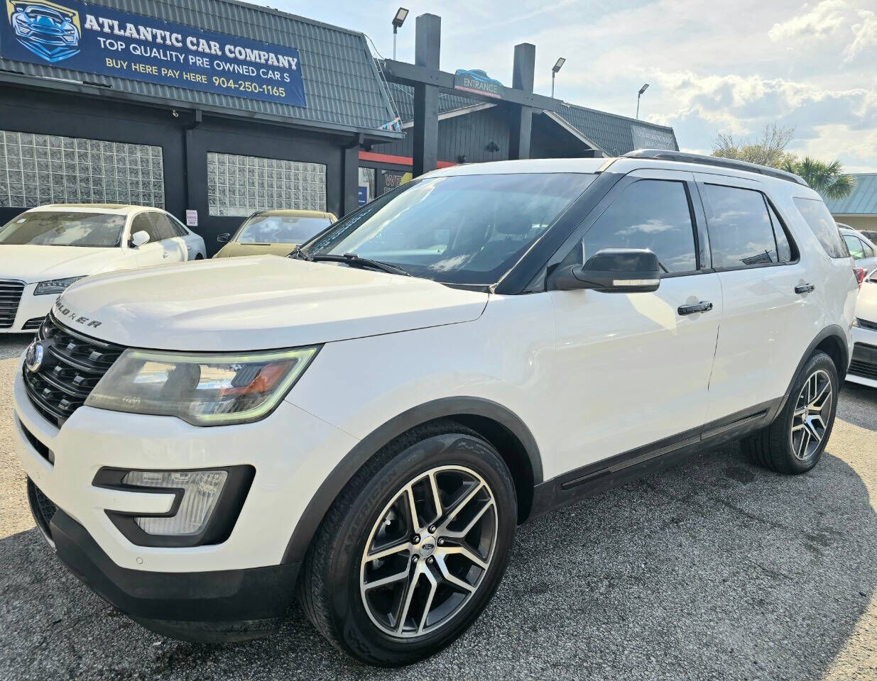 2017 FORD Explorer