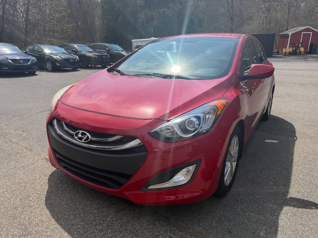 2013 HYUNDAI Elantra
