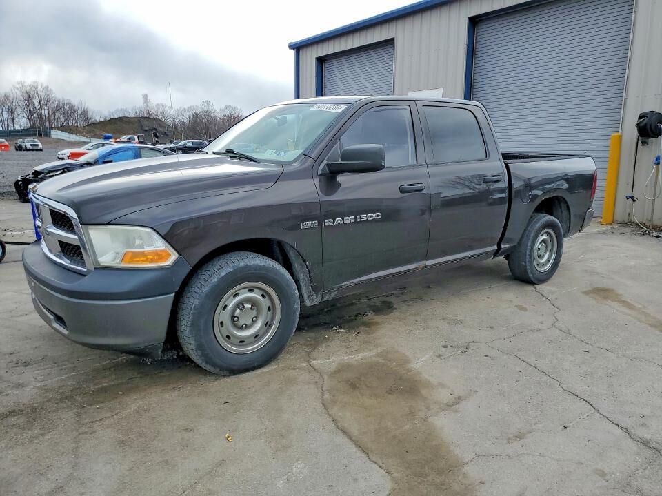 2011 DODGE Ram