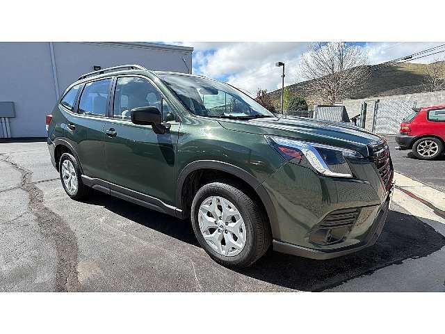 2023 SUBARU Forester