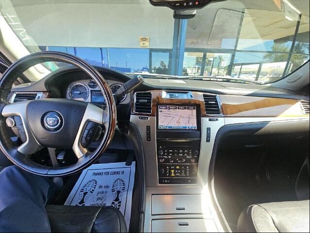 2013 CADILLAC Escalade