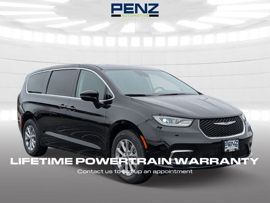 2024 CHRYSLER Pacifica