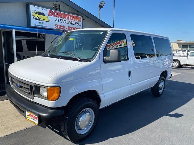 2004 FORD E-350