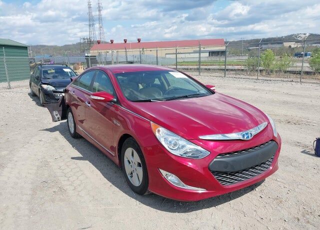 2011 HYUNDAI Sonata