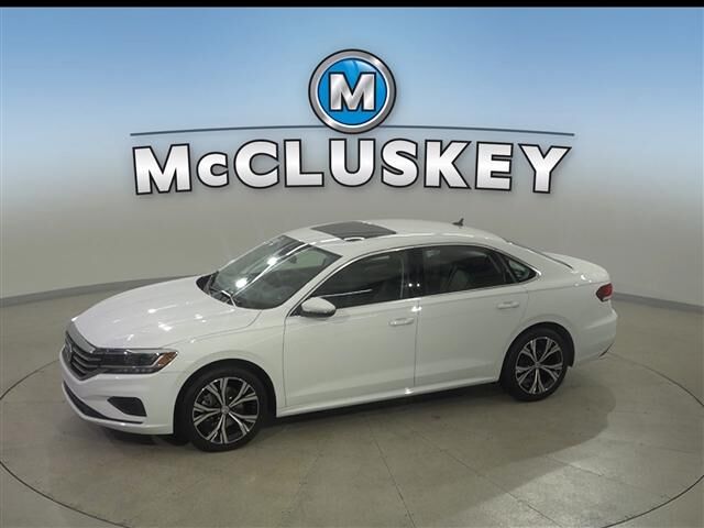 2022 VOLKSWAGEN Passat