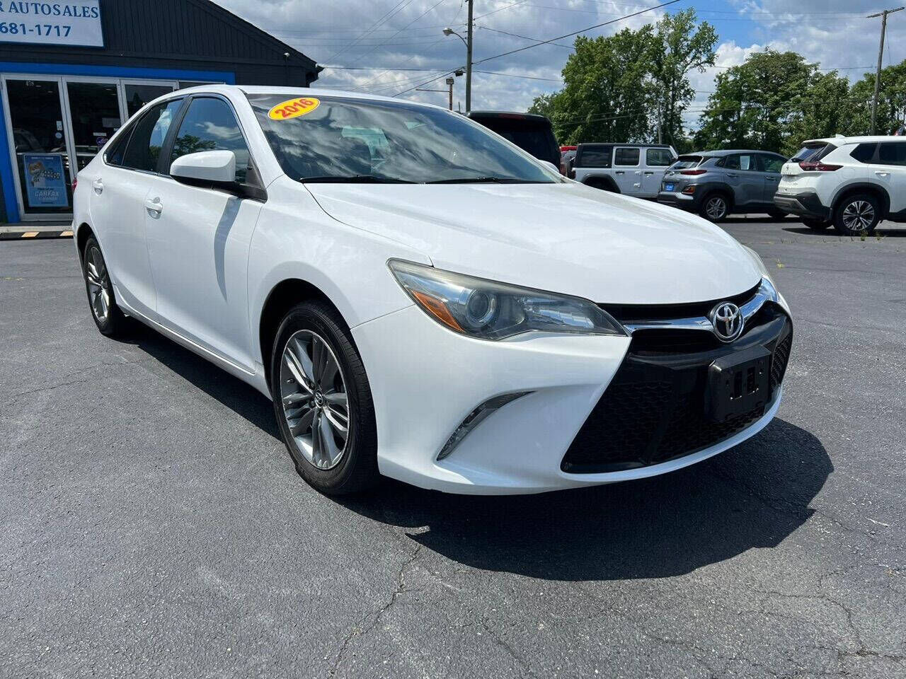 2016 TOYOTA Camry