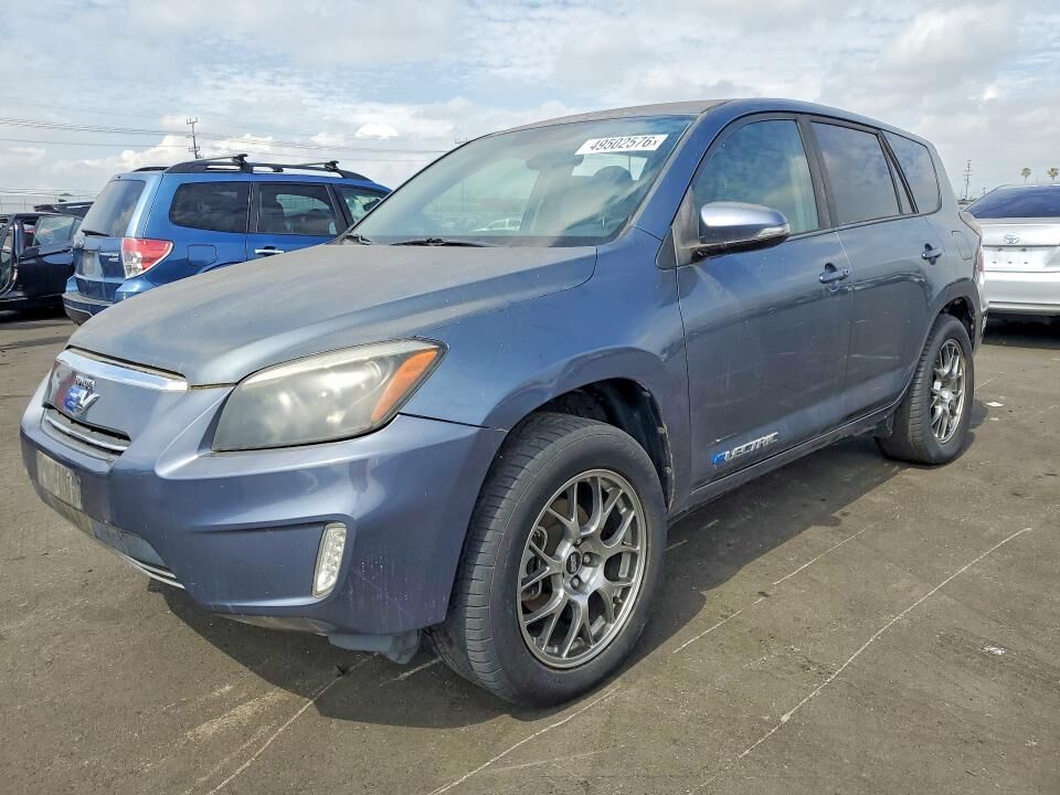 2013 TOYOTA RAV4