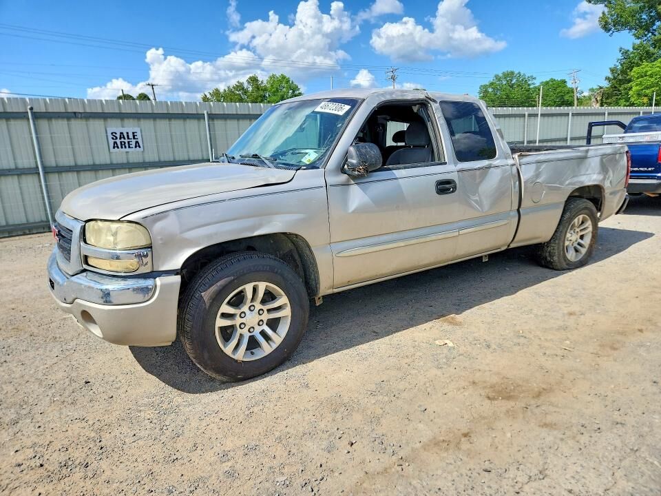 2004 GMC Sierra
