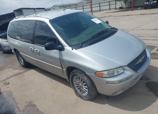 2000 CHRYSLER Town and Country