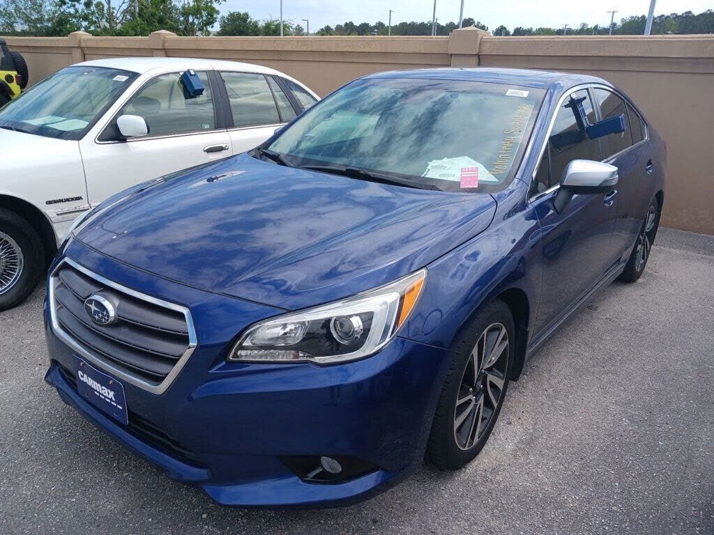 2017 SUBARU Legacy
