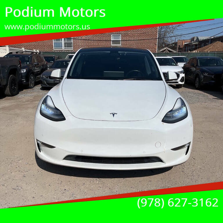 2021 TESLA Model Y