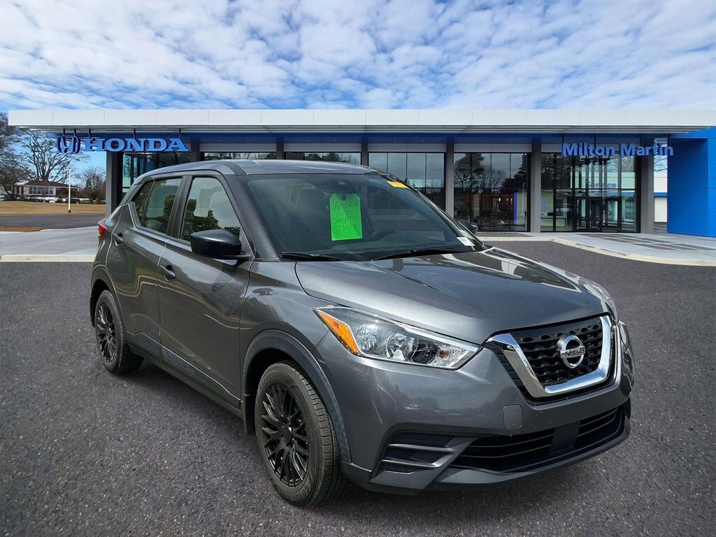 2020 NISSAN Kicks