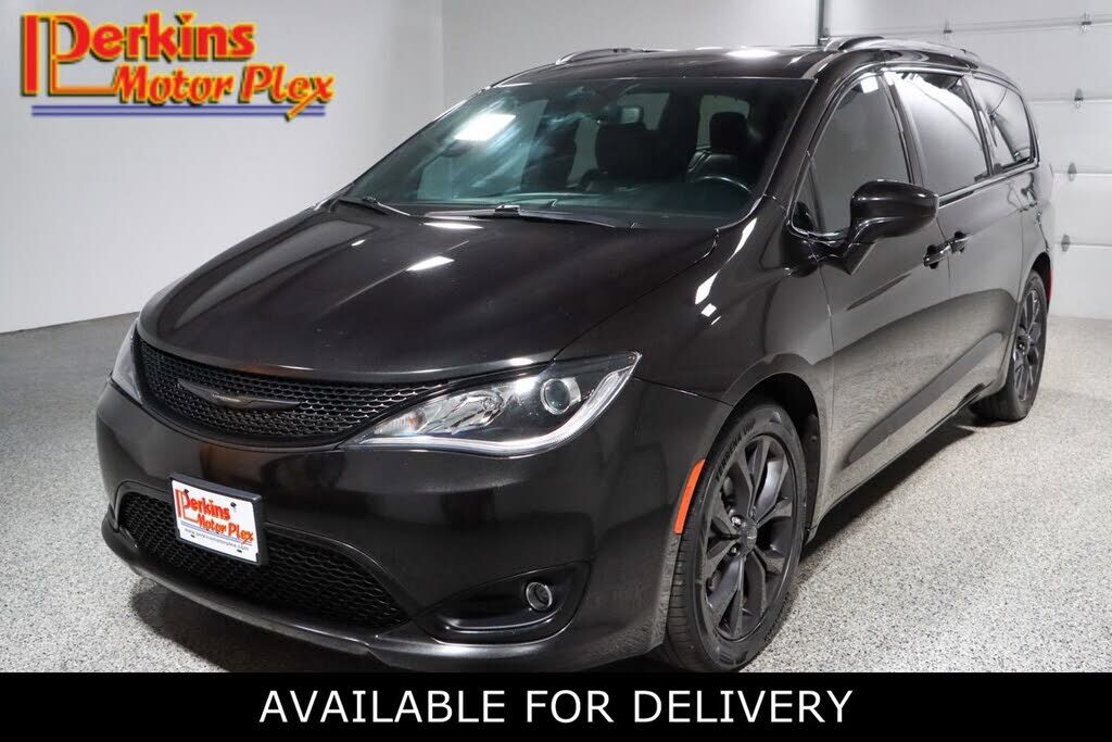 2020 CHRYSLER Pacifica