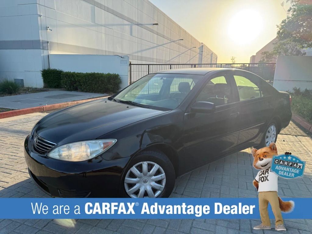 2005 TOYOTA Camry
