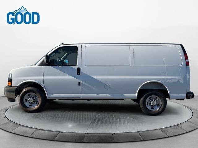 2025 CHEVROLET Express