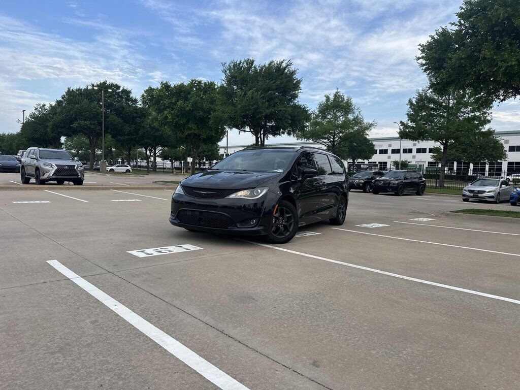 2019 CHRYSLER Pacifica