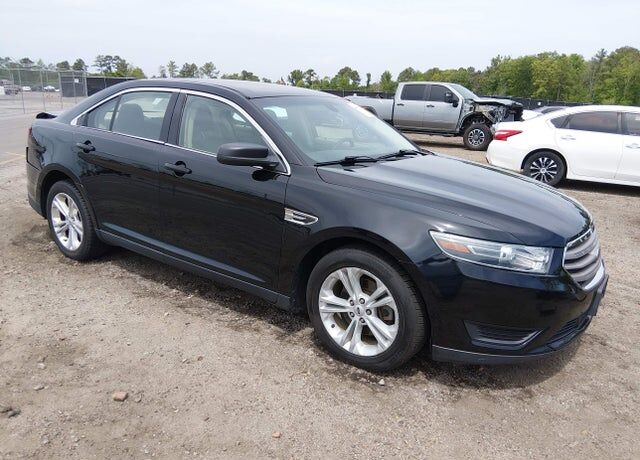 2016 FORD Taurus