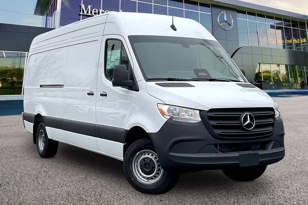 2026 MERCEDES-BENZ Sprinter