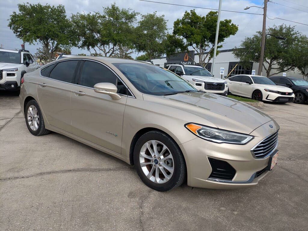 2019 FORD Fusion