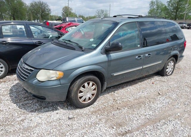 2007 CHRYSLER Town and Country