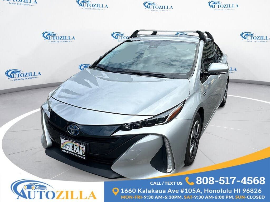 2019 TOYOTA Prius