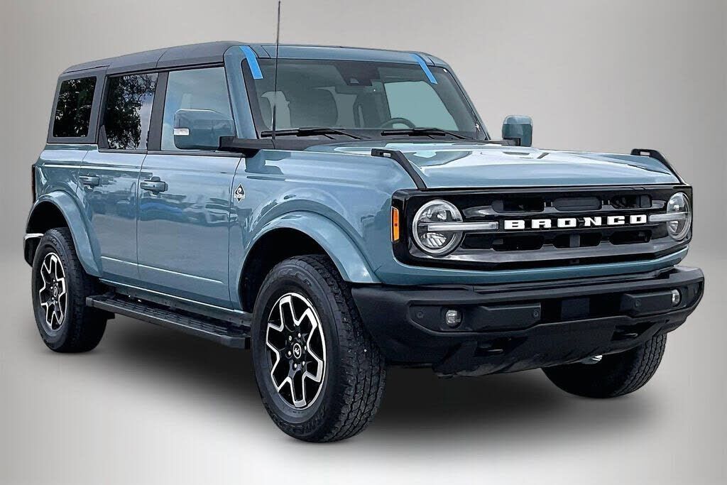 2023 FORD Bronco