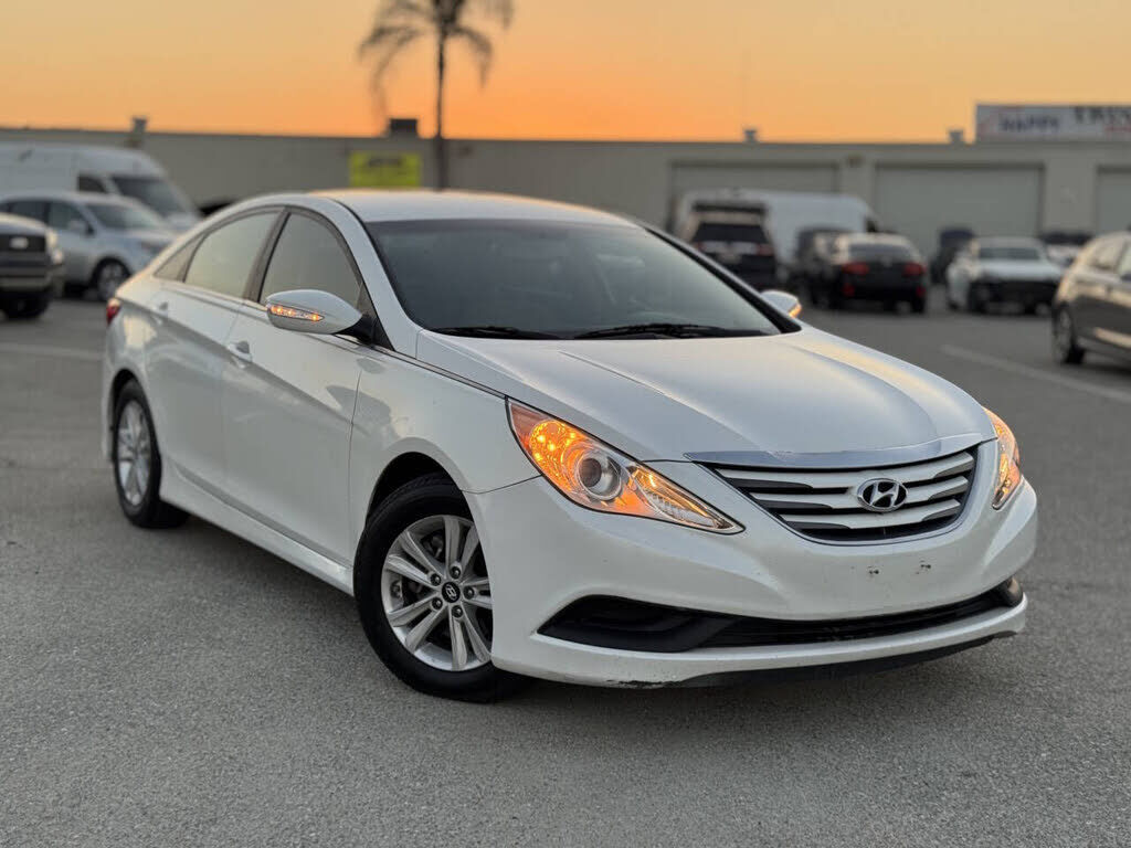 2014 HYUNDAI Sonata
