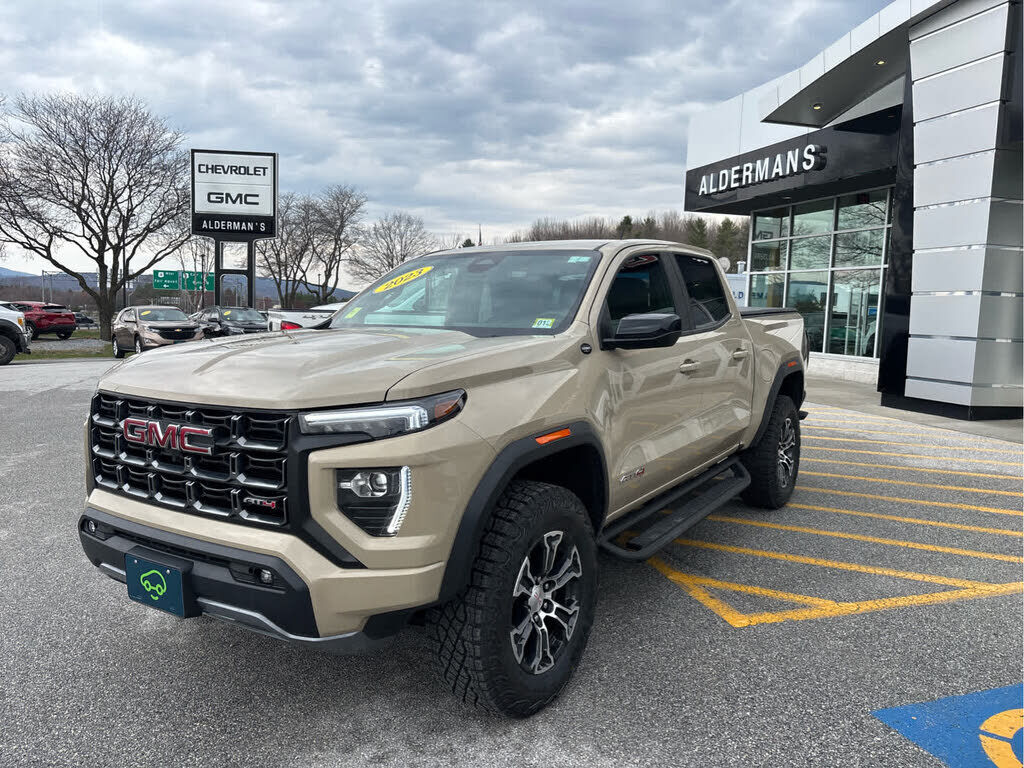 2023 GMC Canyon