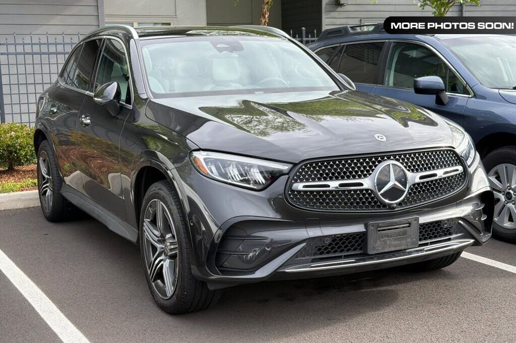2023 MERCEDES-BENZ GLC-Class
