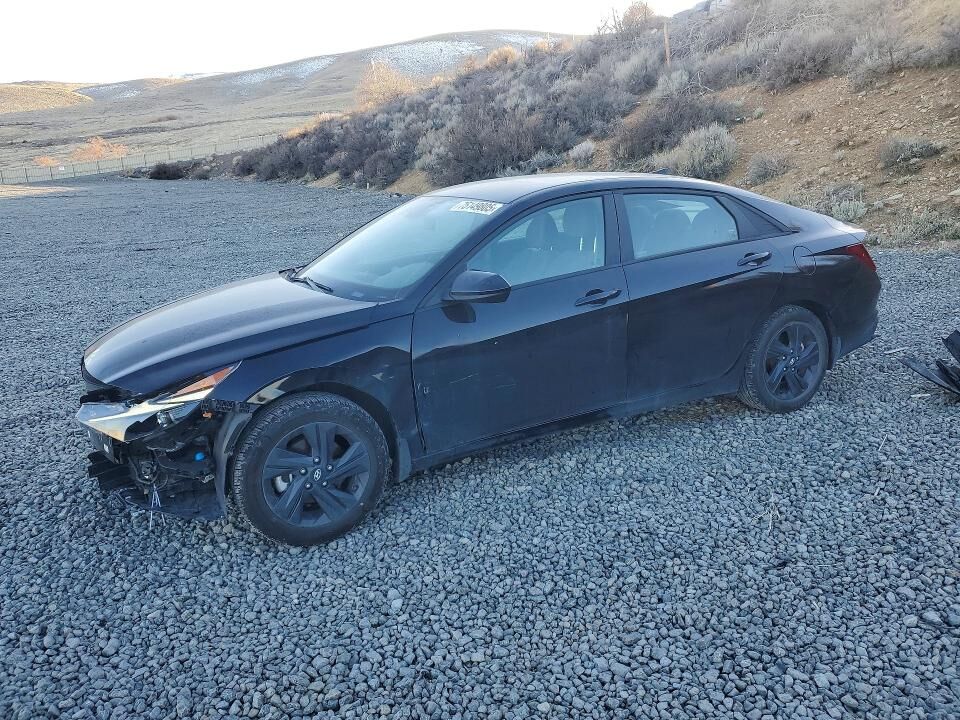 2023 HYUNDAI Elantra