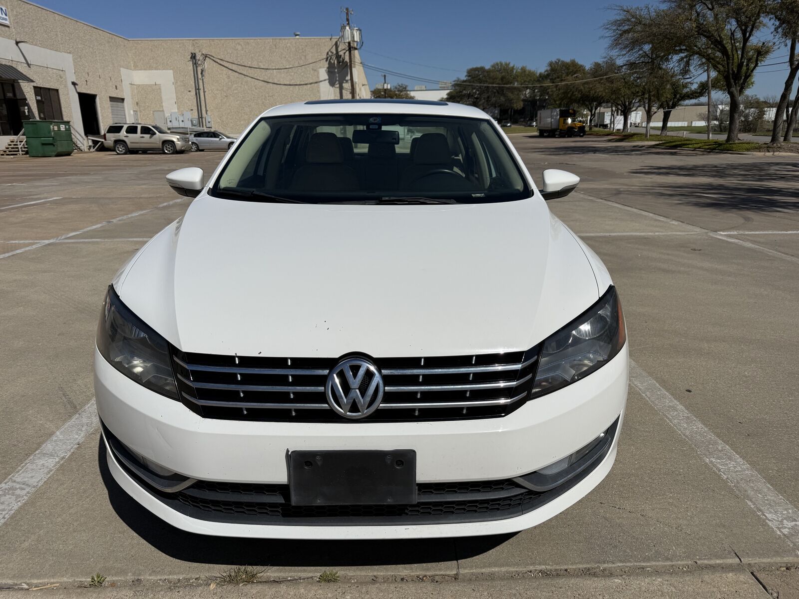 2012 VOLKSWAGEN Passat