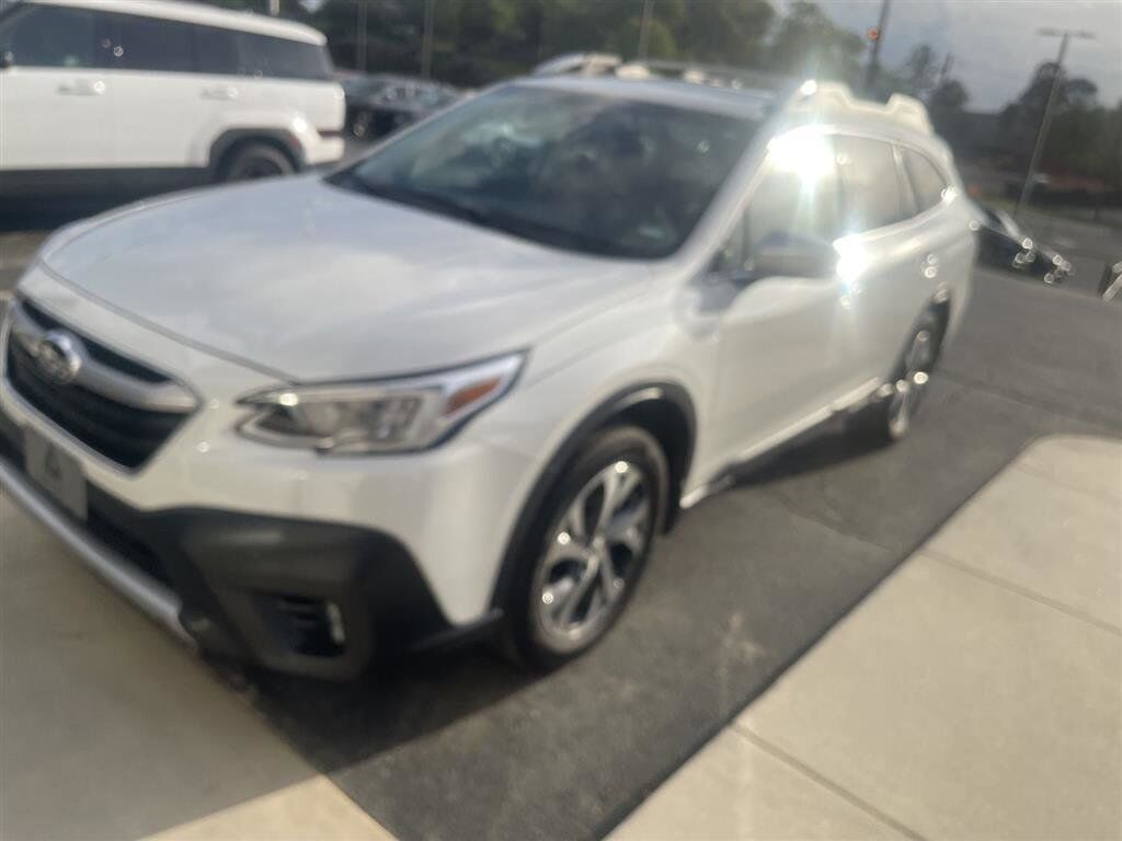 2020 SUBARU Outback