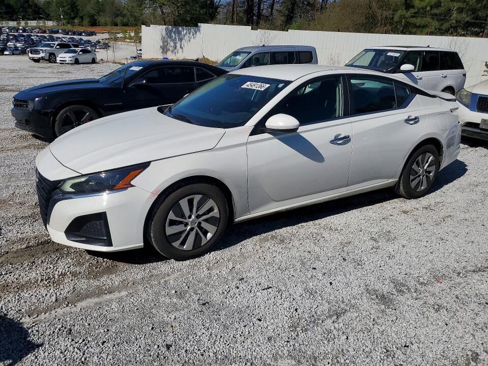 2023 NISSAN Altima