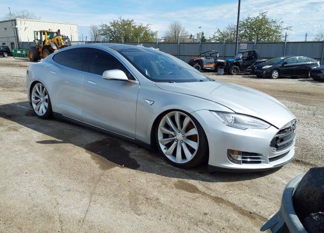 2013 TESLA Model S