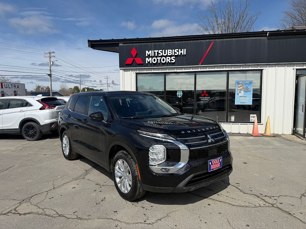 2026 MITSUBISHI Outlander