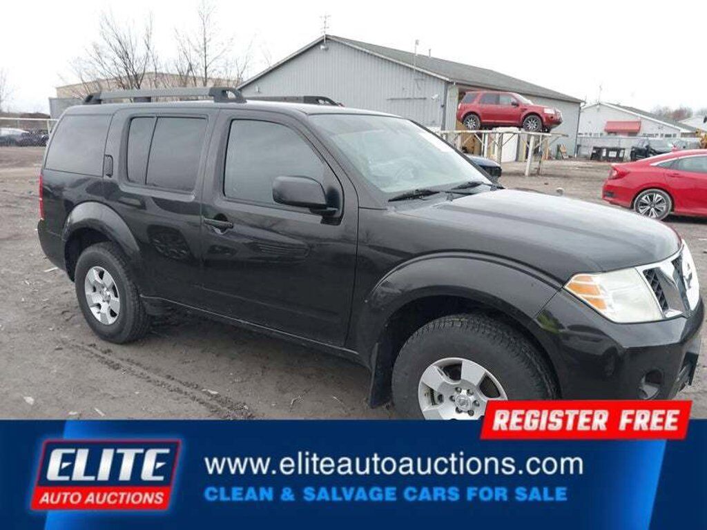 2011 NISSAN Pathfinder
