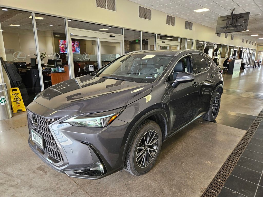 2024 LEXUS NX