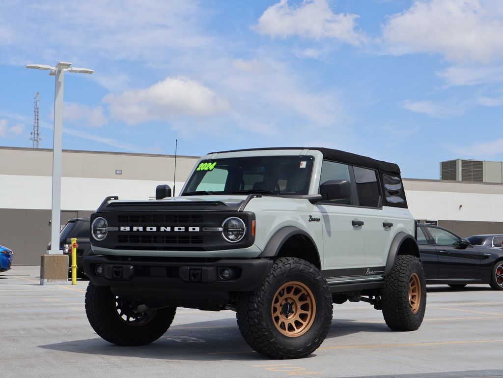 2024 FORD Bronco