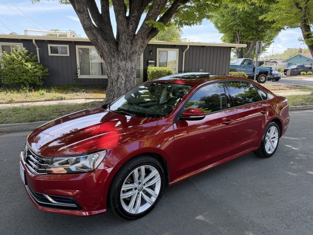 2019 VOLKSWAGEN Passat