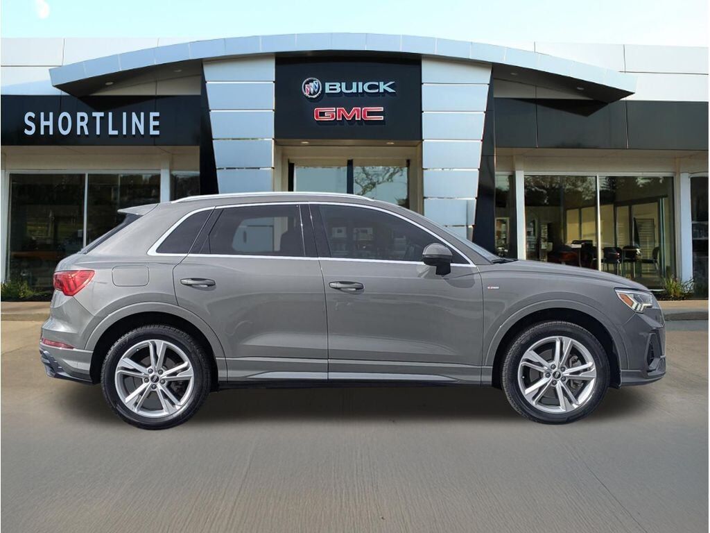 2021 Audi Q3