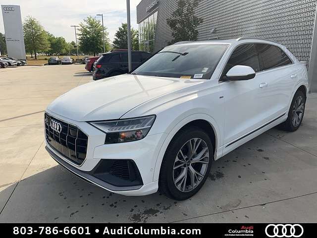 2021 AUDI Q8