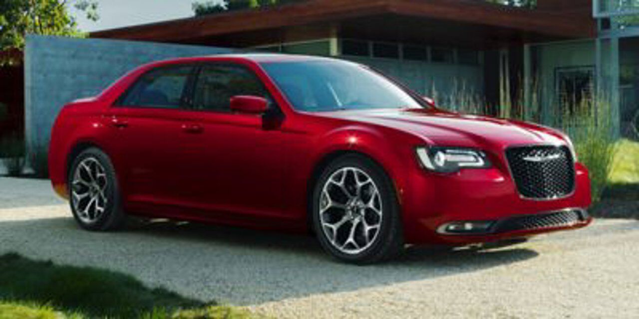 2016 CHRYSLER 300