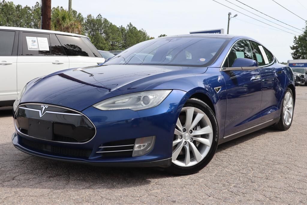 2016 TESLA Model S