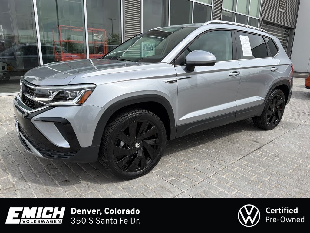 2024 VOLKSWAGEN Taos 4Motion