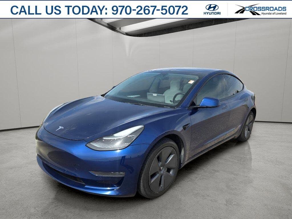 2022 TESLA Model 3