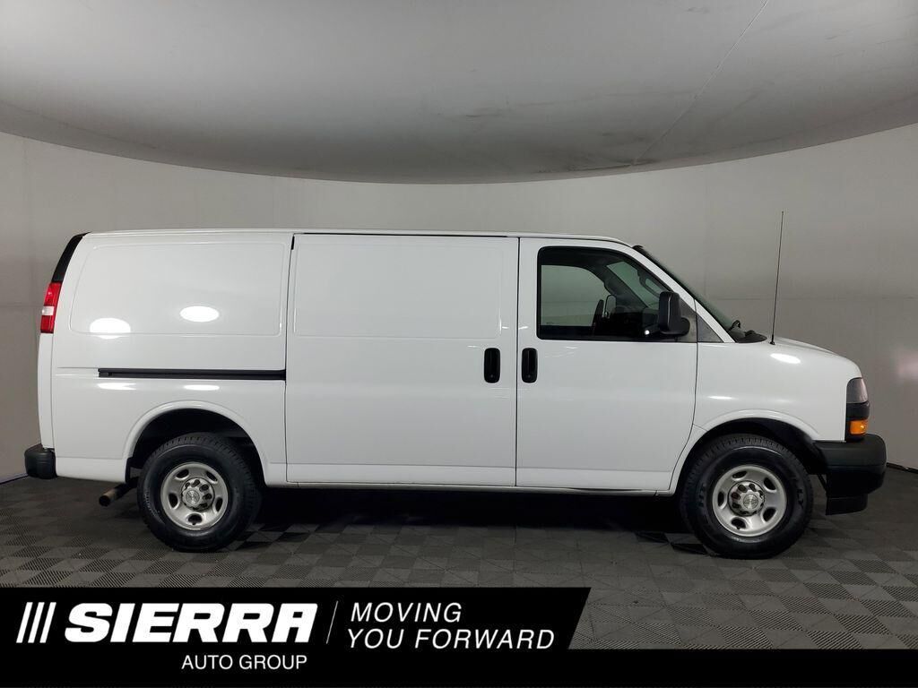 2018 CHEVROLET Express